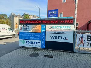 Kasetony reklamowe podświetlane ze zmienną treścią z wyświetlaczem LED